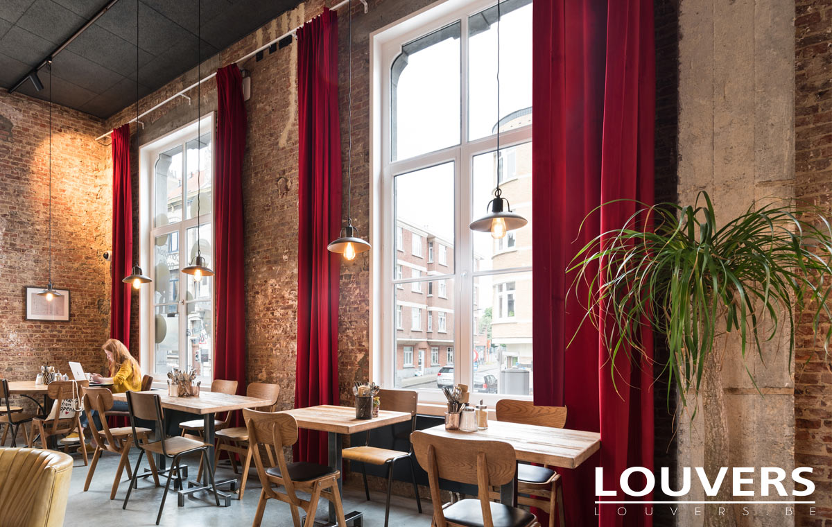 Rideaux et rails Louvers