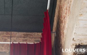 Louvers rail voor gordijn