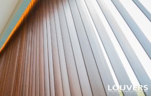 Verticale Jaloezieën houten lamellen