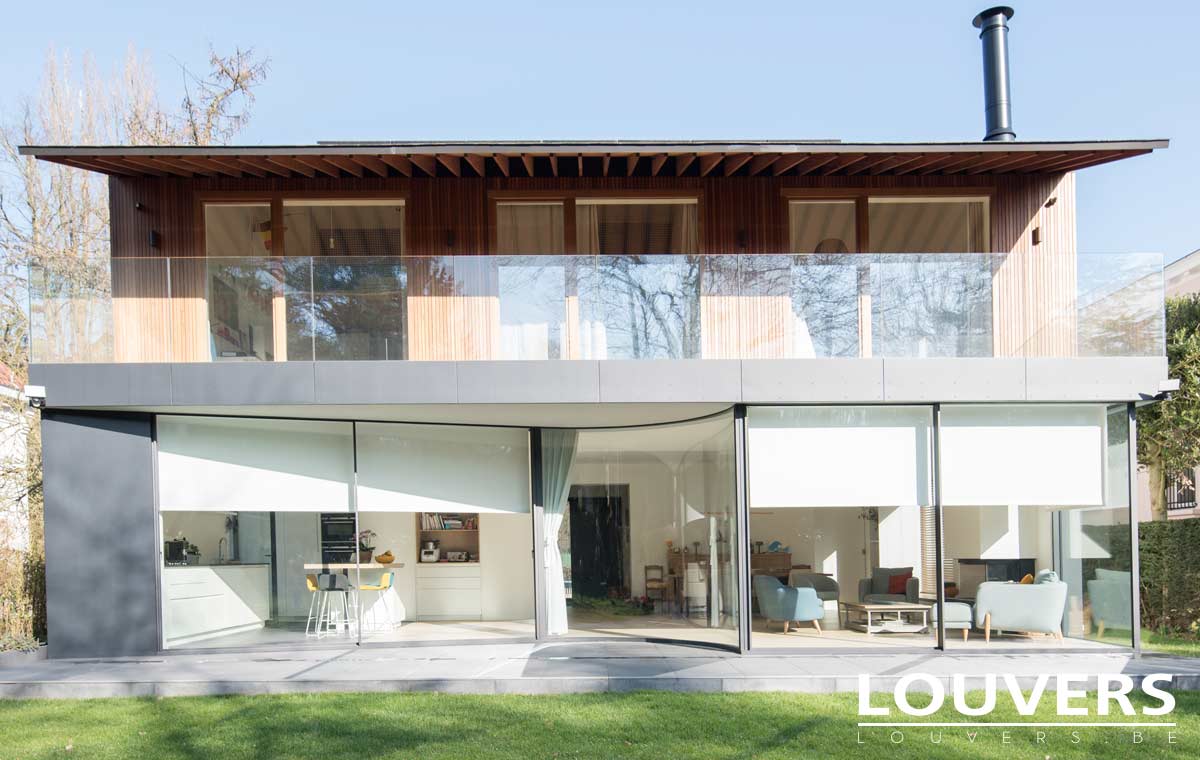 Store enrouleur Louvers dans une habitation